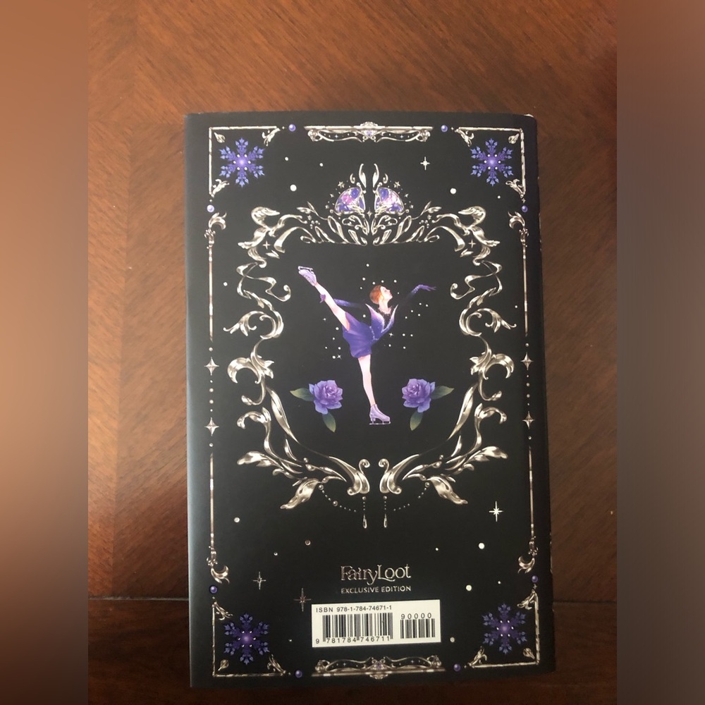 SIGNED Fairyloot Exclusive Edition THE FAVOURITES by Layne Fargo - Picture 2 of 8